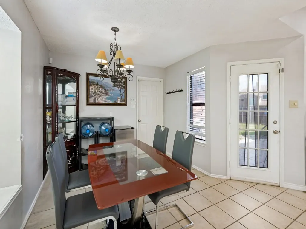 3000 Presidio Circle Carrollton TX 75007