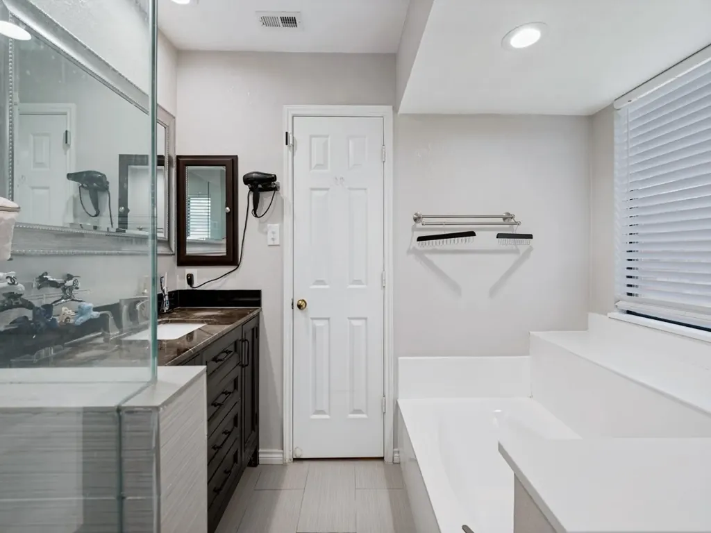 3000 Presidio Circle Carrollton TX 75007