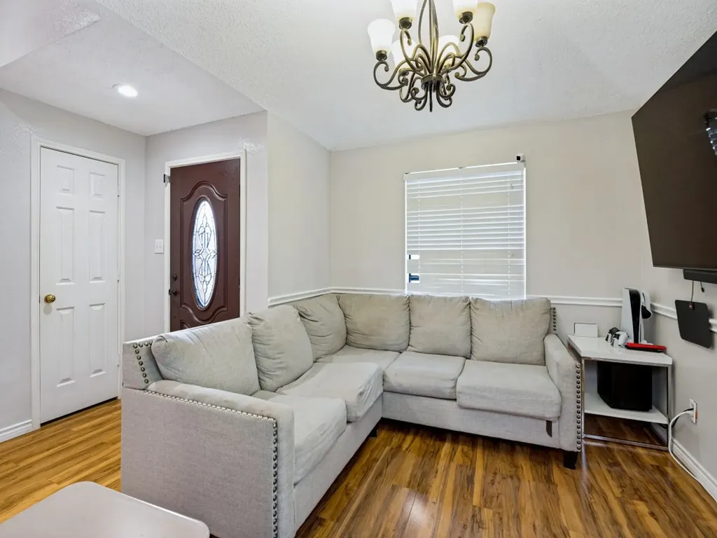 3000 Presidio Circle Carrollton TX 75007