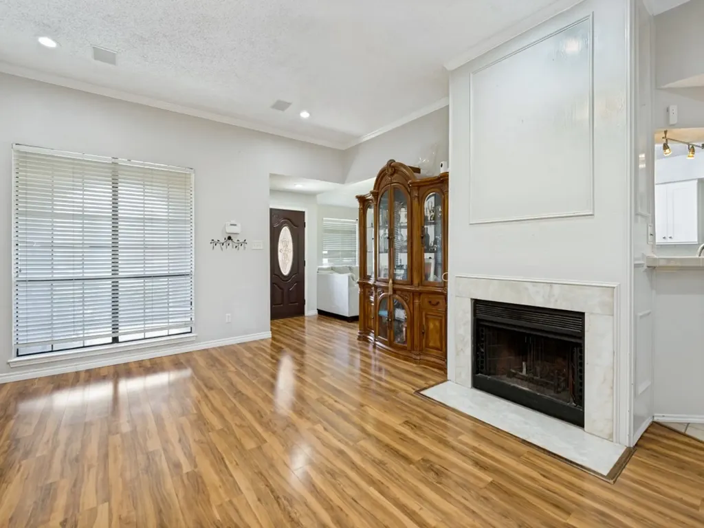 3000 Presidio Circle Carrollton TX 75007