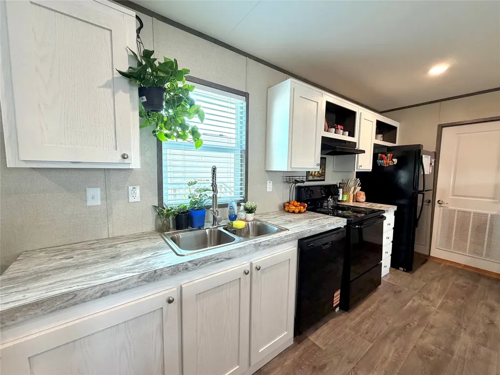 312 Birch Lane Greenville TX 75402