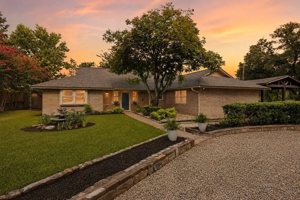 505 Queensway Road Willow Park TX 76087