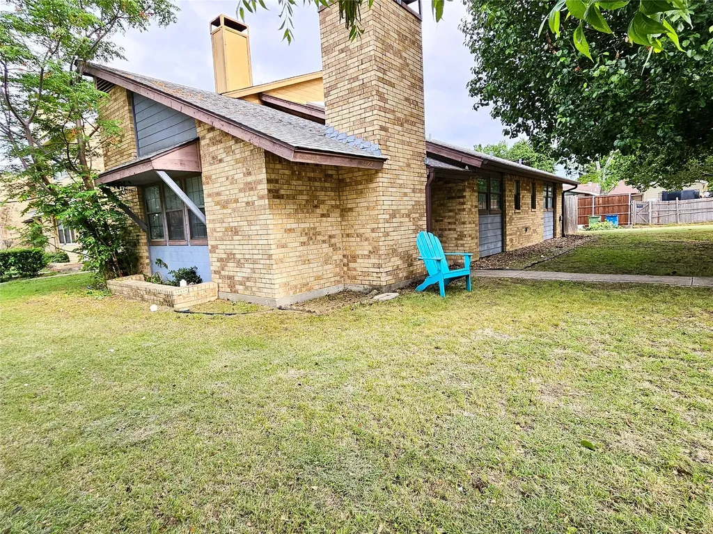1124 Kathy Lane Lewisville TX 75067