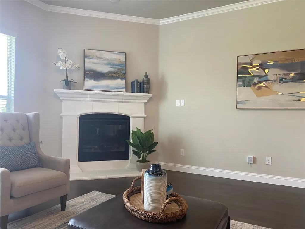 209 Johnson Street Granbury TX 76048