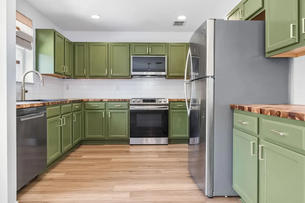 1725 Trego Drive Fort Worth TX 76247