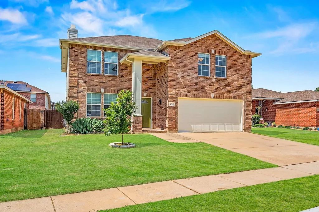 1725 Trego Drive Fort Worth TX 76247