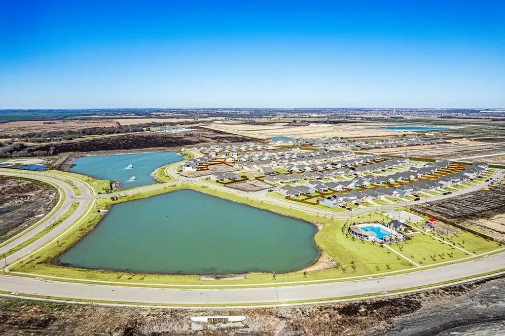 2343 Buffalo Bayou Way Crandall TX 75114