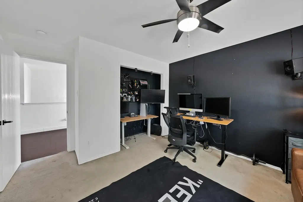 2827 Grandview Drive Grand Prairie TX 75052