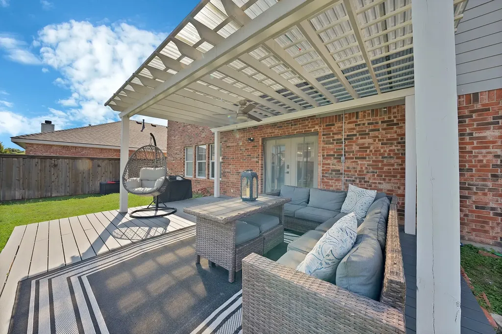 2827 Grandview Drive Grand Prairie TX 75052