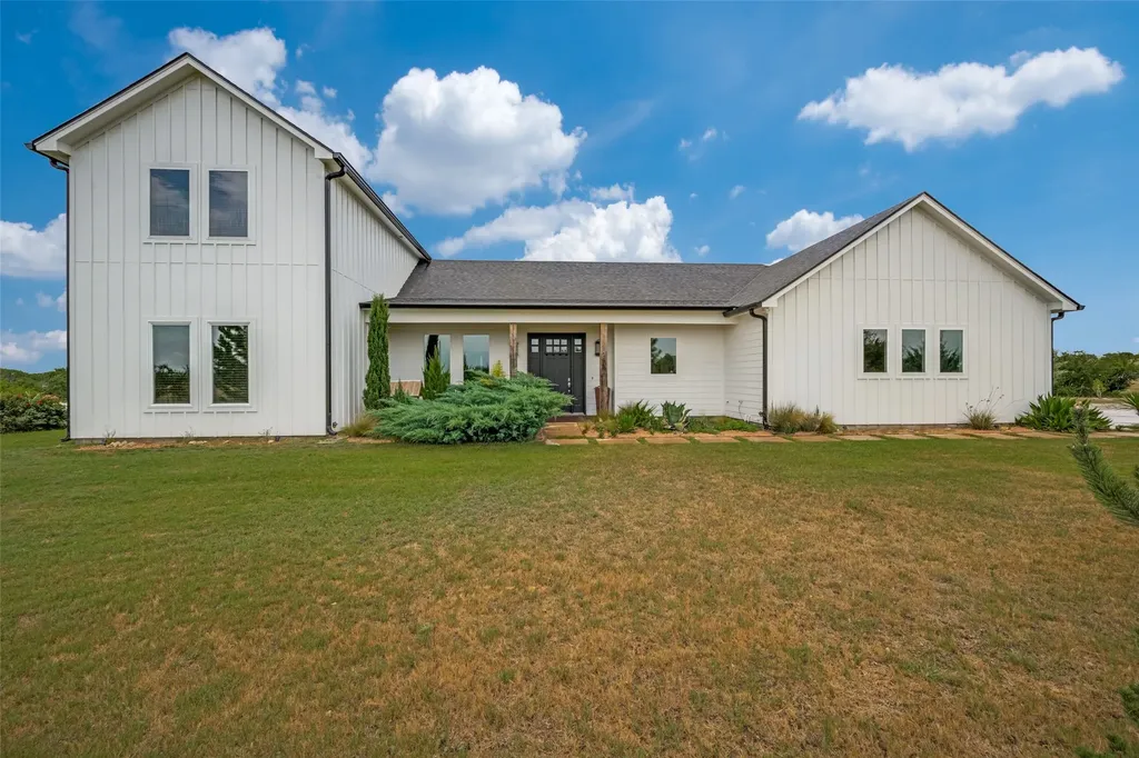 1346 County Road 2625 Decatur TX 76234