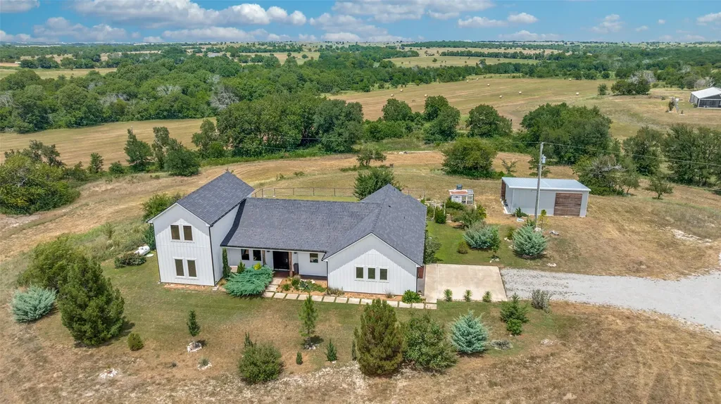 1346 County Road 2625 Decatur TX 76234