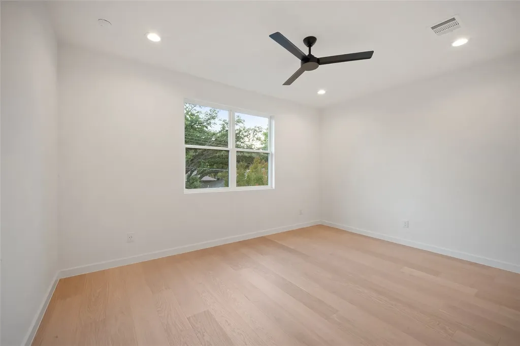 9661 Lynbrook Drive Dallas TX 75238