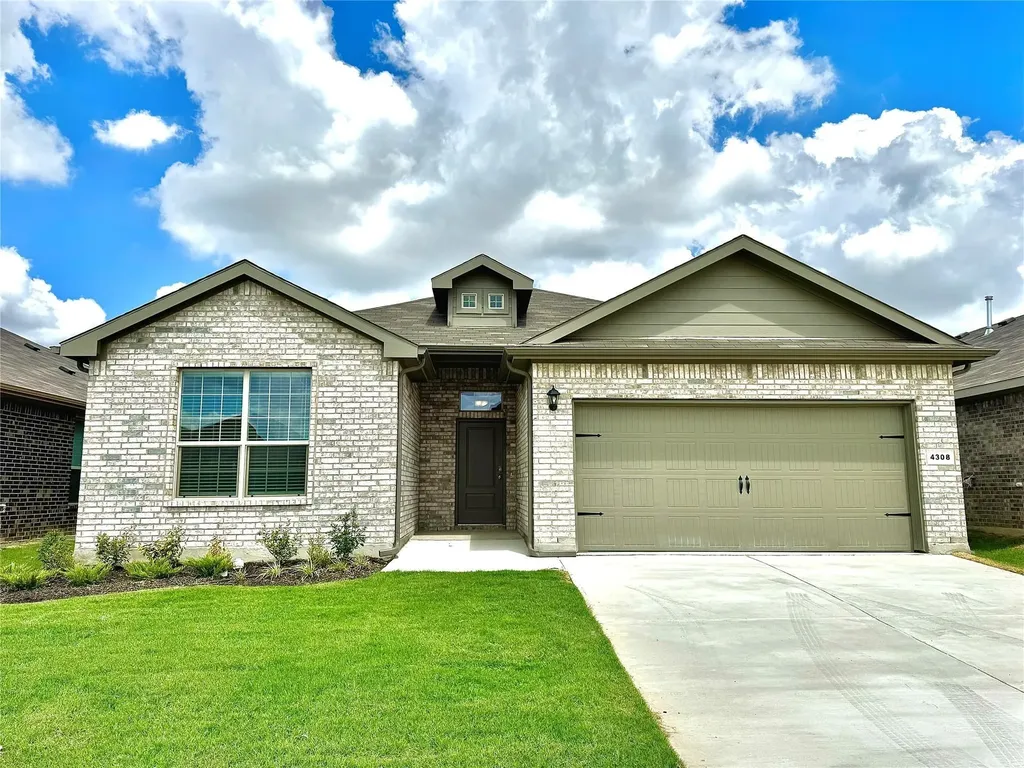 4308 Cornelia Street Fort Worth TX 76036
