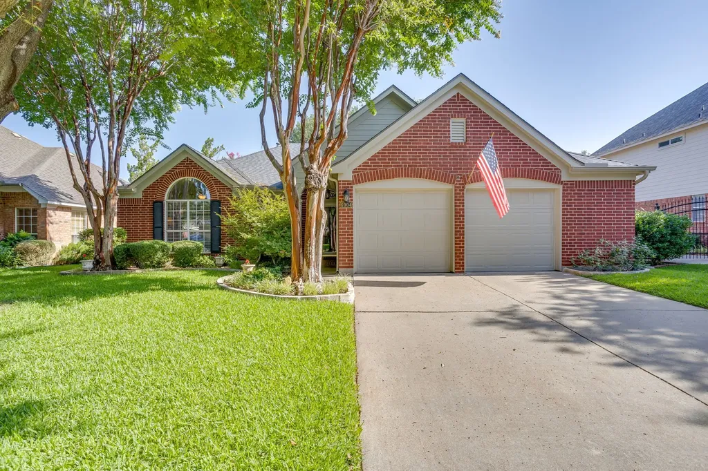 6904 Spring Valley Way Fort Worth TX 76132