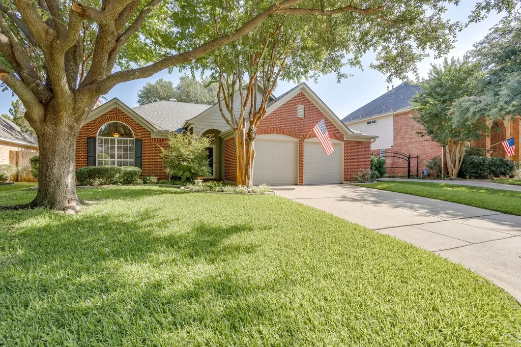 6904 Spring Valley Way Fort Worth TX 76132