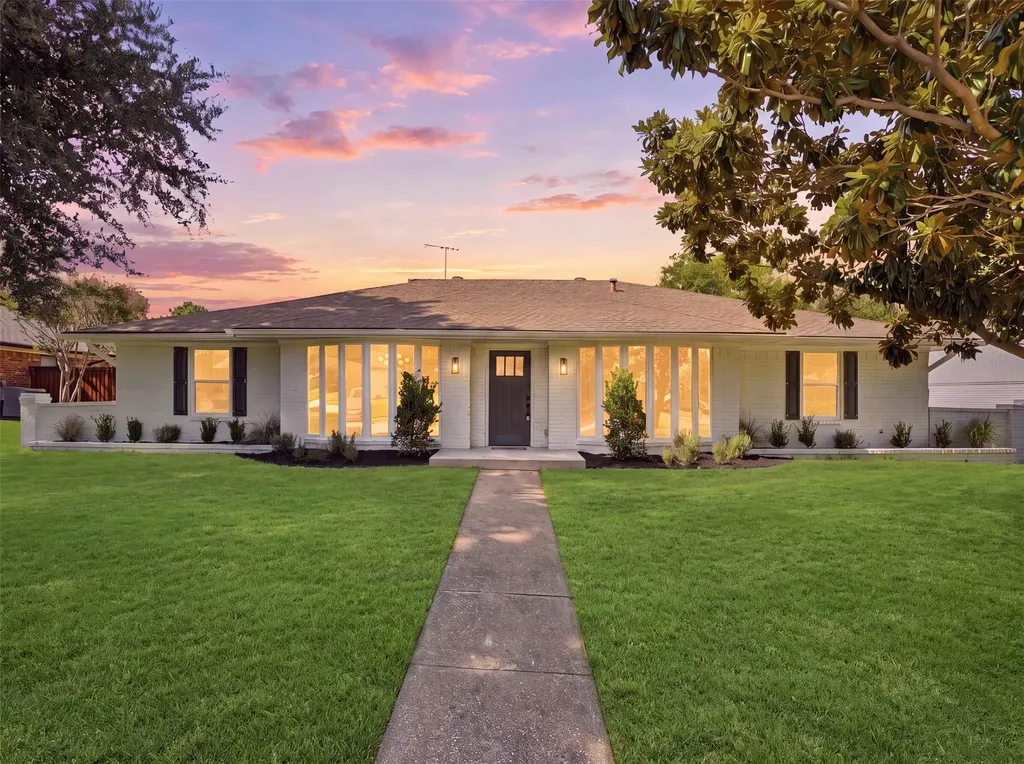 2369 Claridge Circle Plano TX 75075