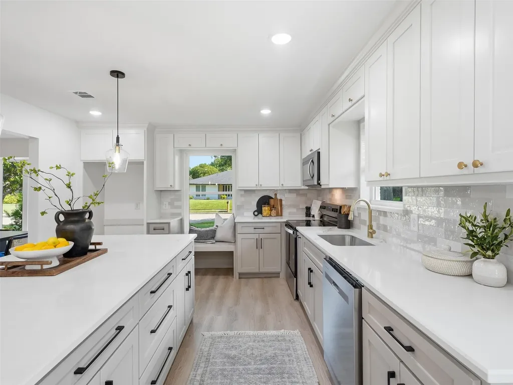 2369 Claridge Circle Plano TX 75075