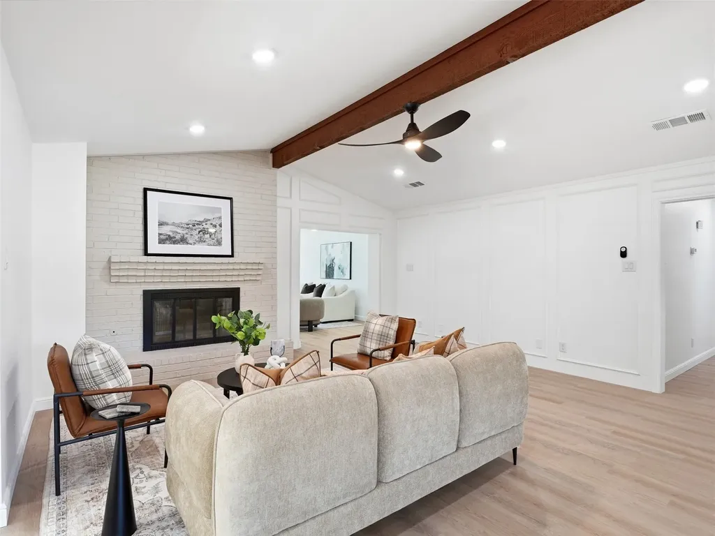2369 Claridge Circle Plano TX 75075