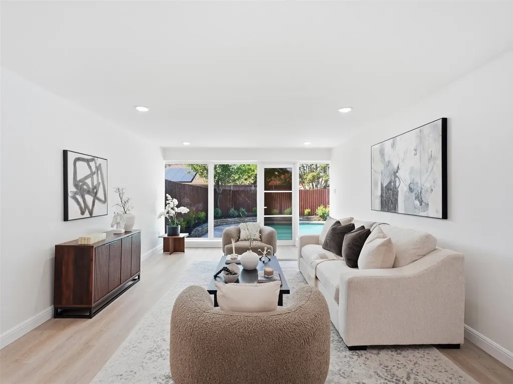 2369 Claridge Circle Plano TX 75075