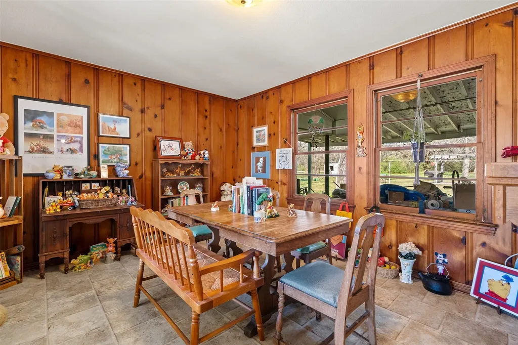 609 E Quitman Street Alba TX 75410