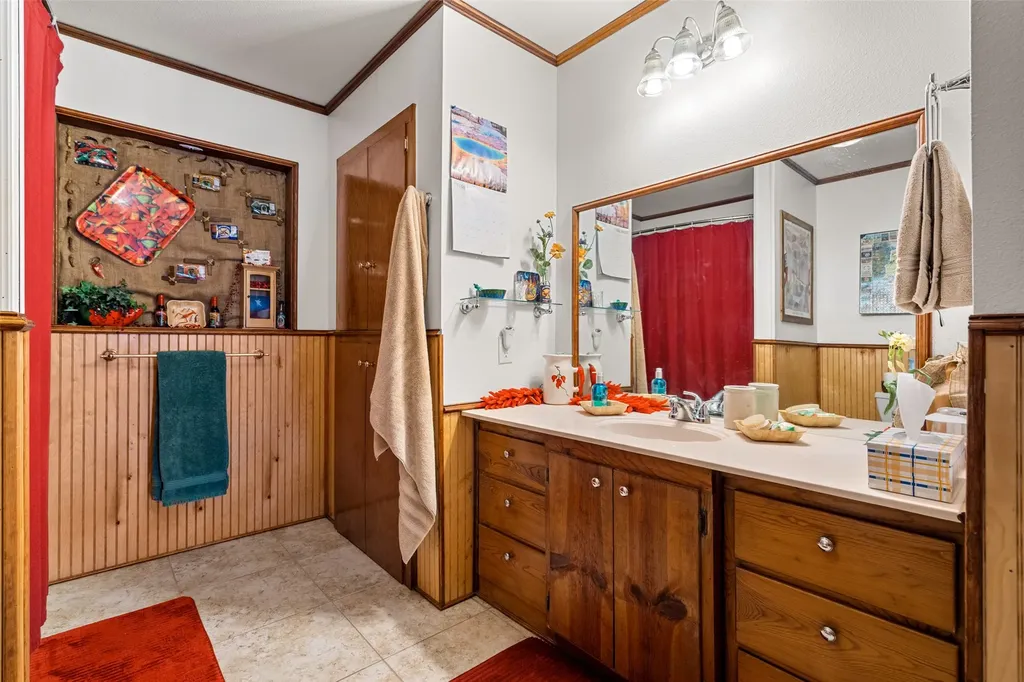 609 E Quitman Street Alba TX 75410
