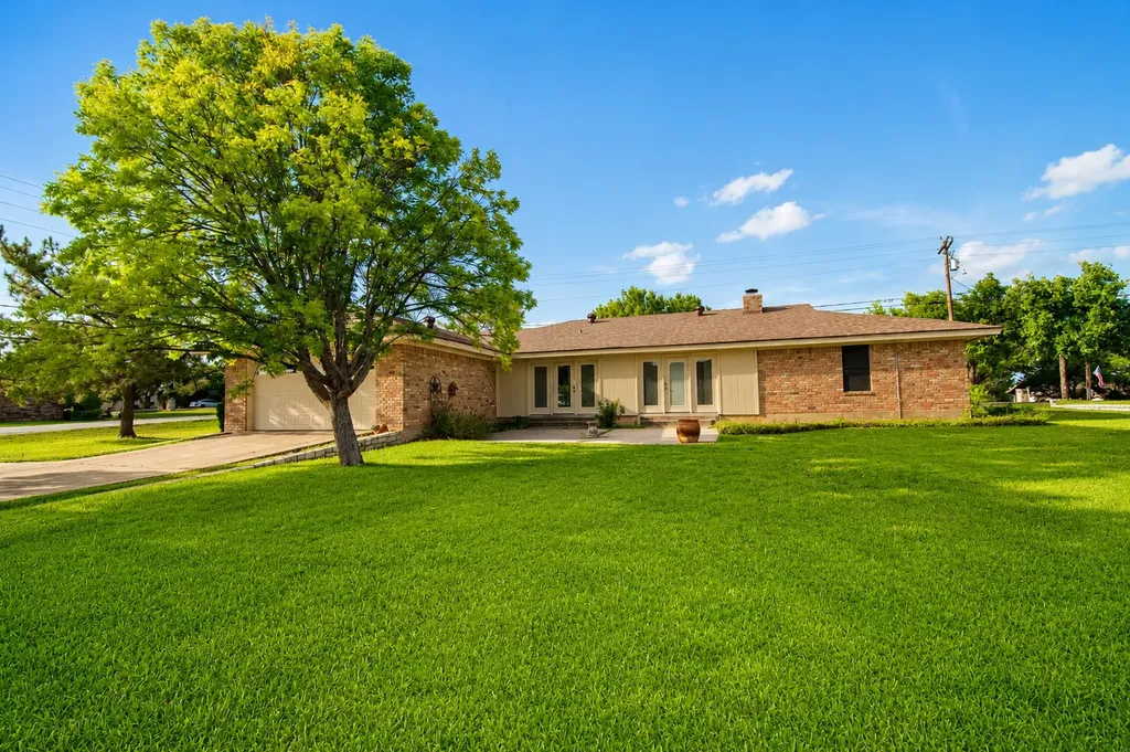 5132 Fairway Circle De Cordova TX 76049