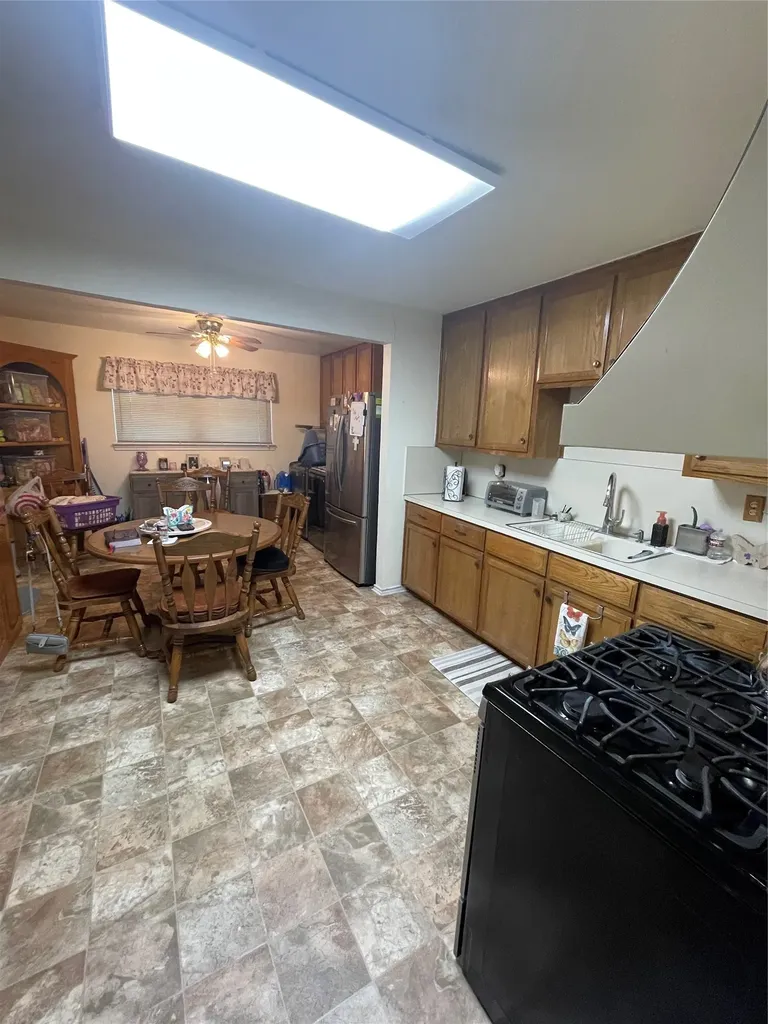 5801 Estes Avenue Forest Hill TX 76119
