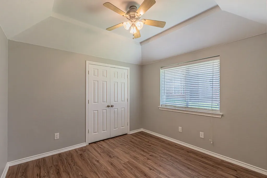 9265 Meandering Drive North Richland Hills TX 76182
