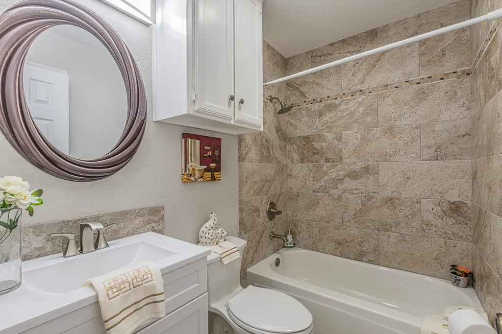 9265 Meandering Drive North Richland Hills TX 76182