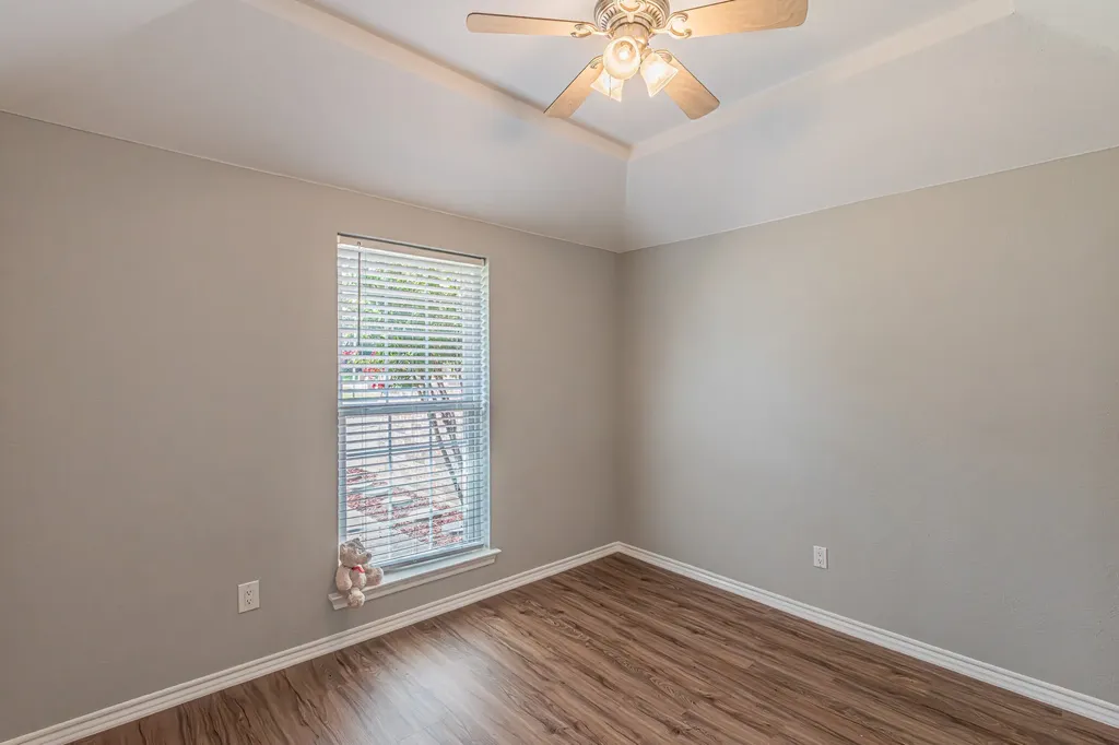 9265 Meandering Drive North Richland Hills TX 76182