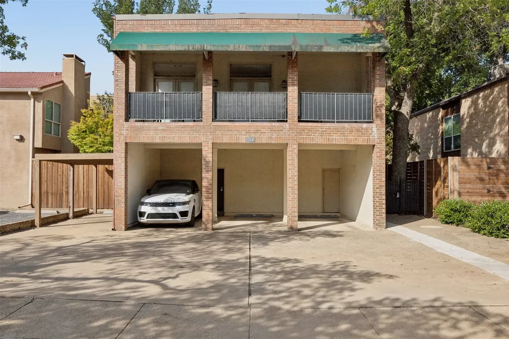 4031 Holland Avenue Dallas TX 75219