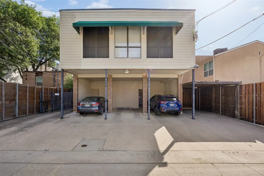 4031 Holland Avenue Dallas TX 75219