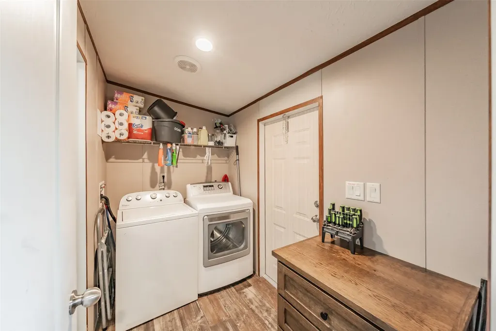 204 Overland Trail Bridgeport TX 76426