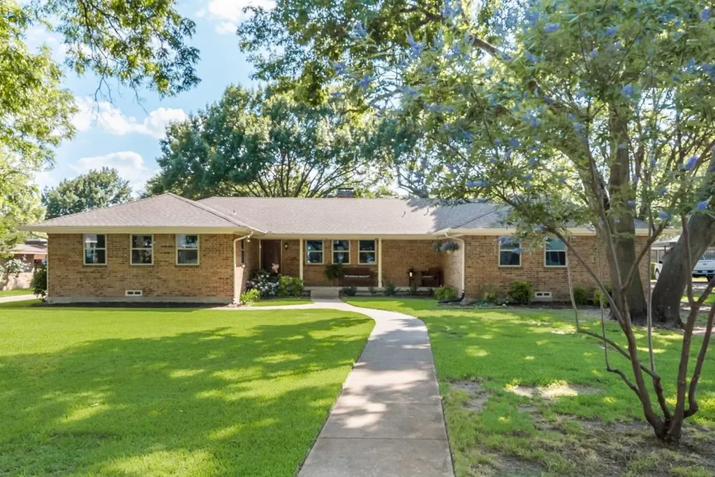 5003 Natchez Drive Sachse TX 75048