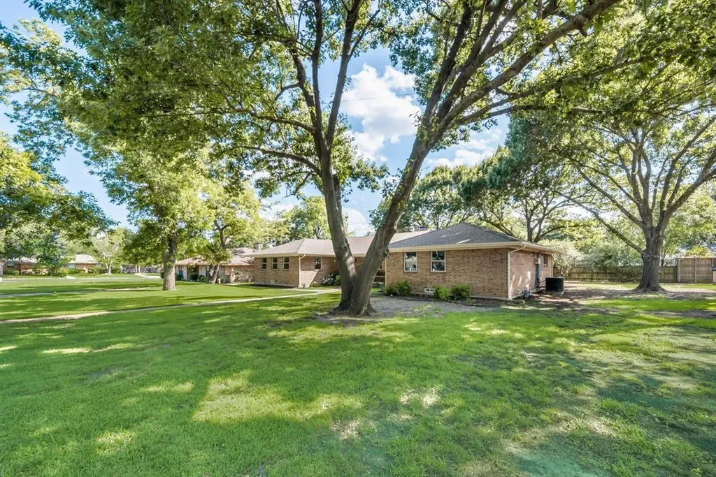 5003 Natchez Drive Sachse TX 75048