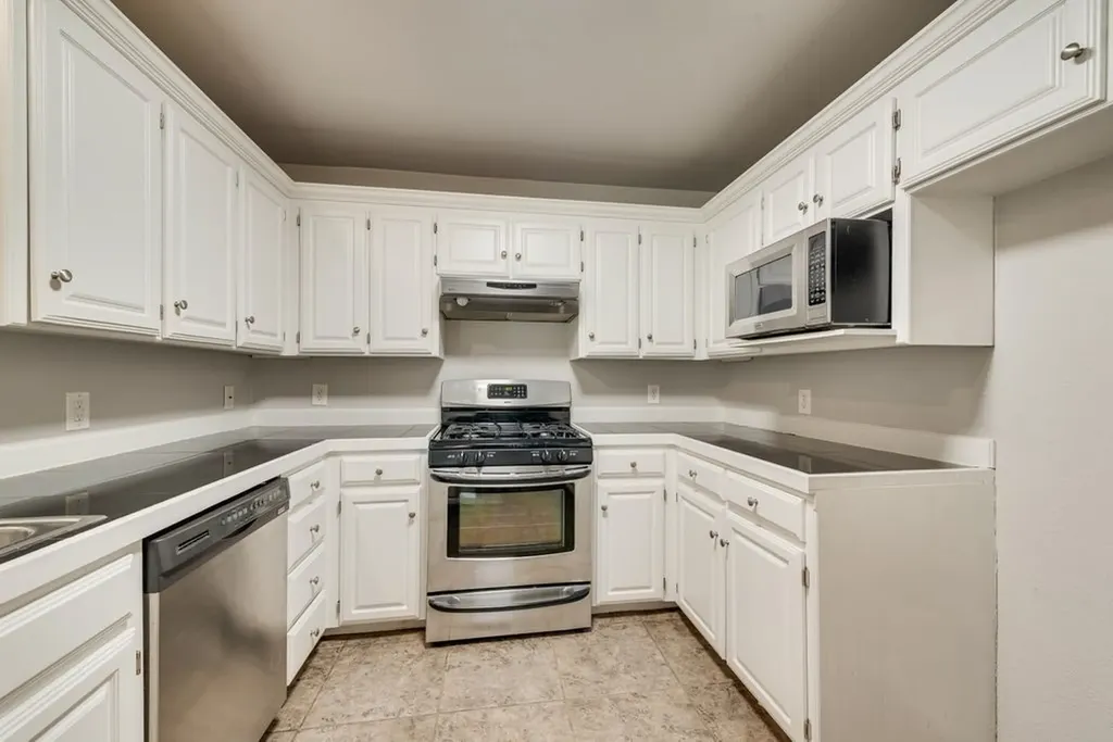 301 South Circle Grandview TX 76050