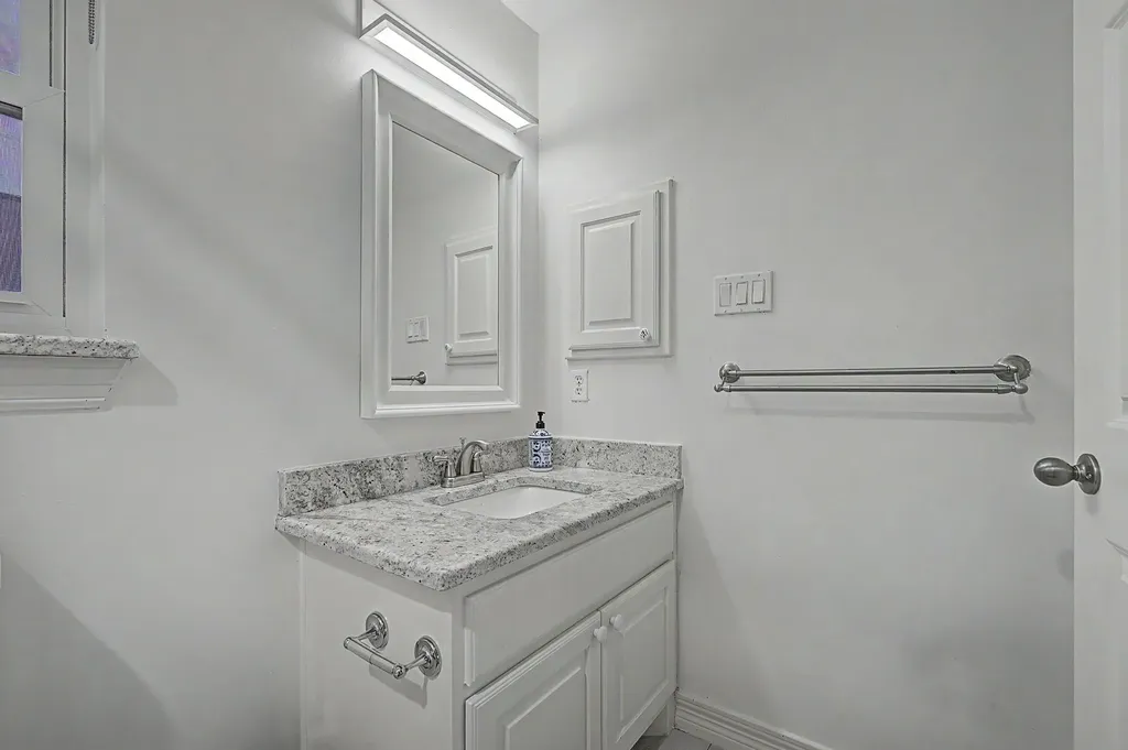 4415 Holland Avenue Dallas TX 75219