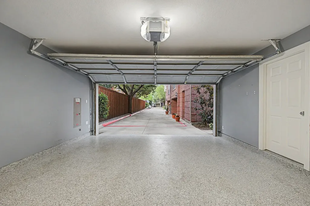 4415 Holland Avenue Dallas TX 75219