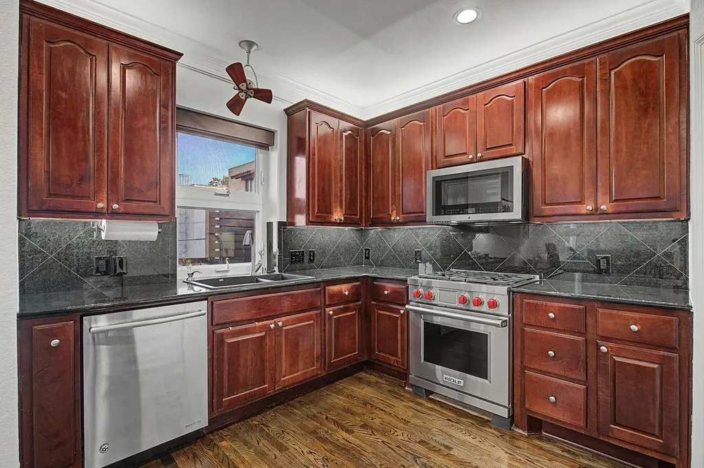 4415 Holland Avenue Dallas TX 75219