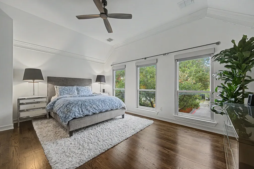 4415 Holland Avenue Dallas TX 75219