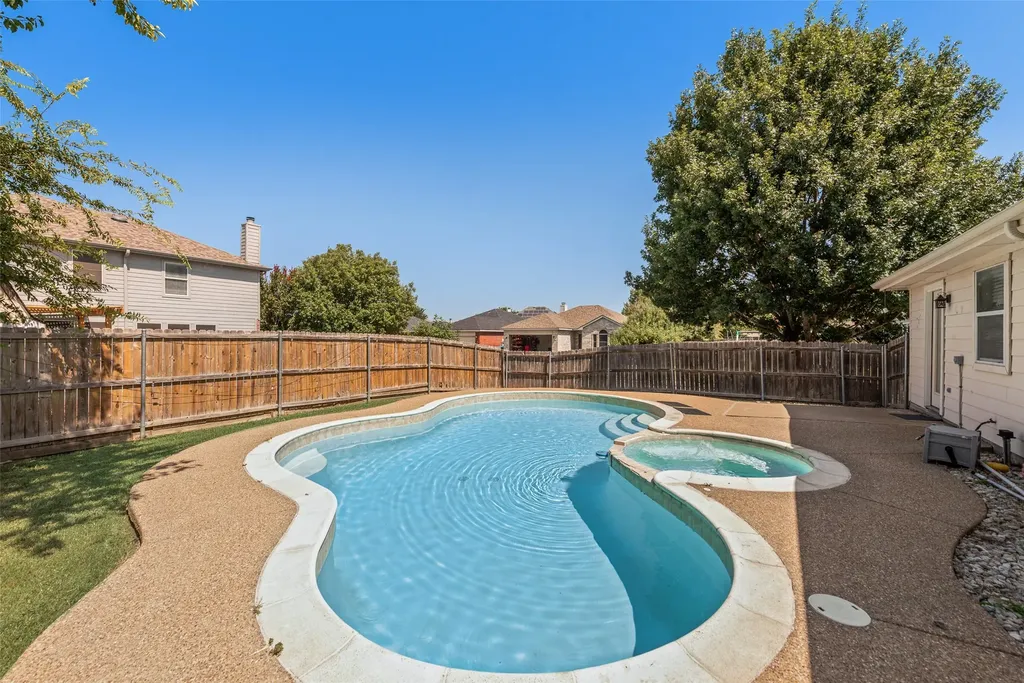 13513 Lost Spurs Road Fort Worth TX 76262