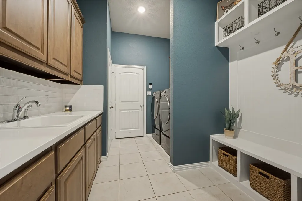 7421 Autumn Grove Lane Ponder TX 76259