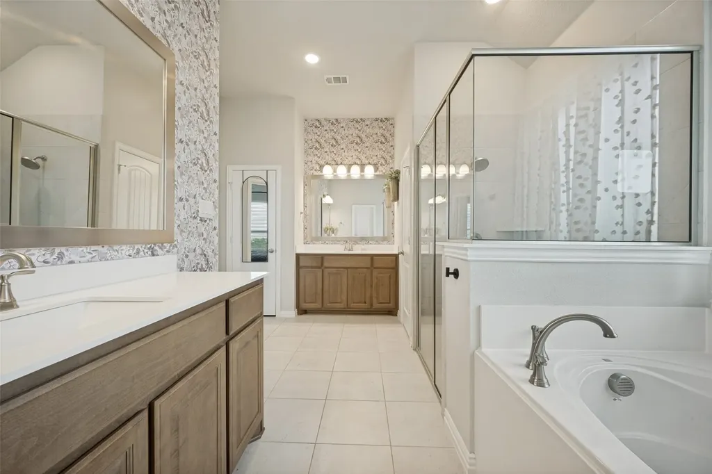 7421 Autumn Grove Lane Ponder TX 76259