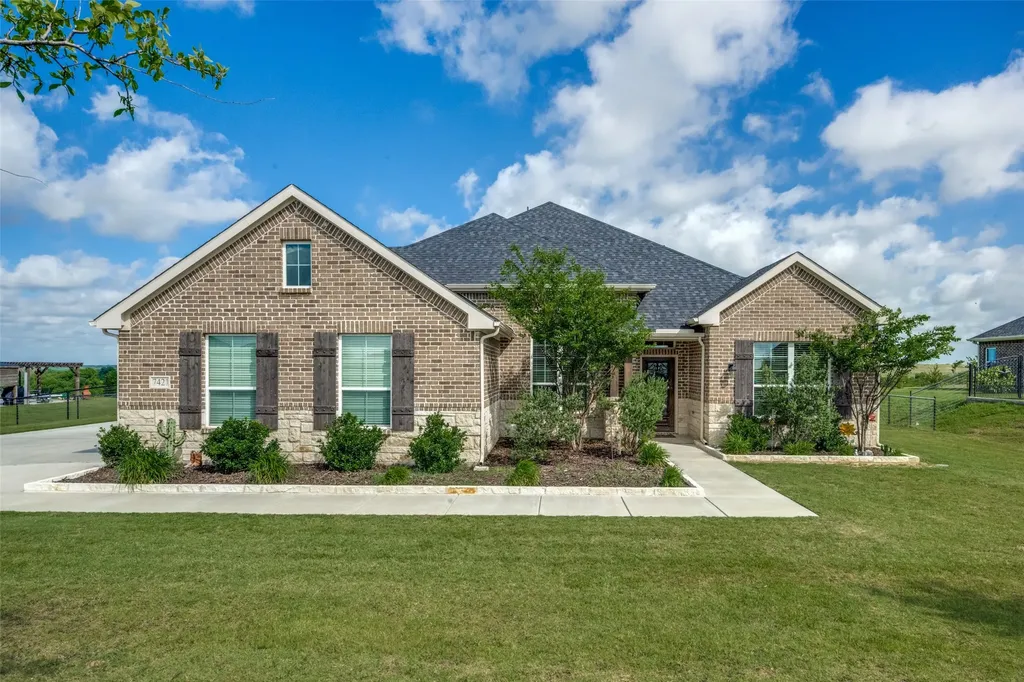 7421 Autumn Grove Lane Ponder TX 76259