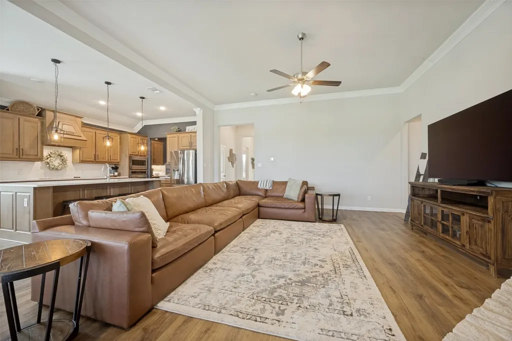 7421 Autumn Grove Lane Ponder TX 76259