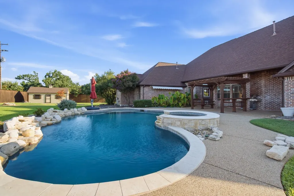 8470 Steeplechase Circle Argyle TX 76226