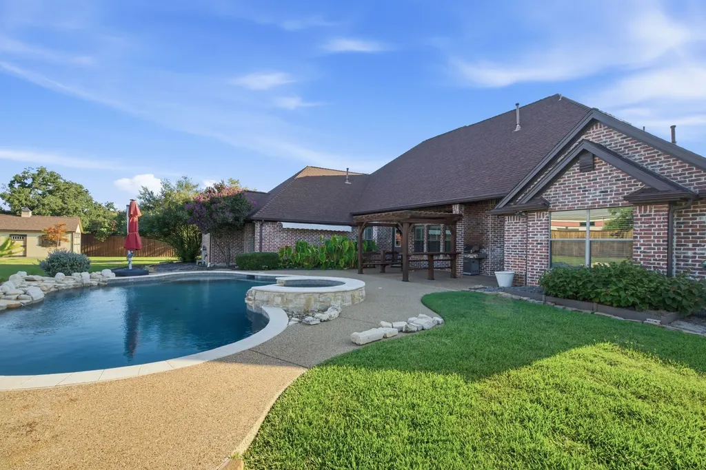 8470 Steeplechase Circle Argyle TX 76226
