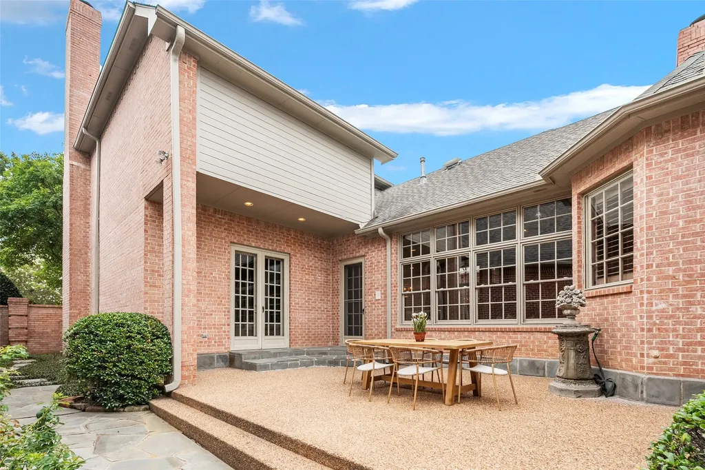 7 Knightwood Court Dallas TX 75225