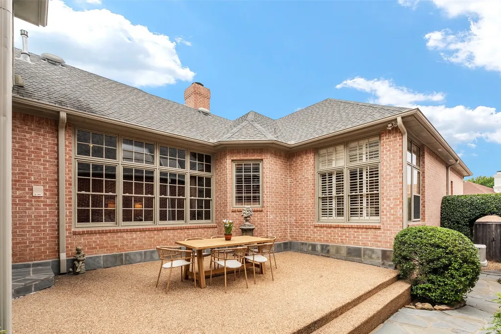 7 Knightwood Court Dallas TX 75225