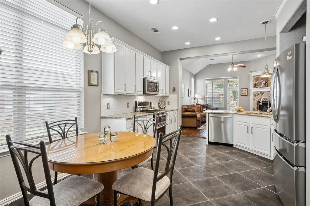 1911 Fairlake Drive Wylie TX 75098